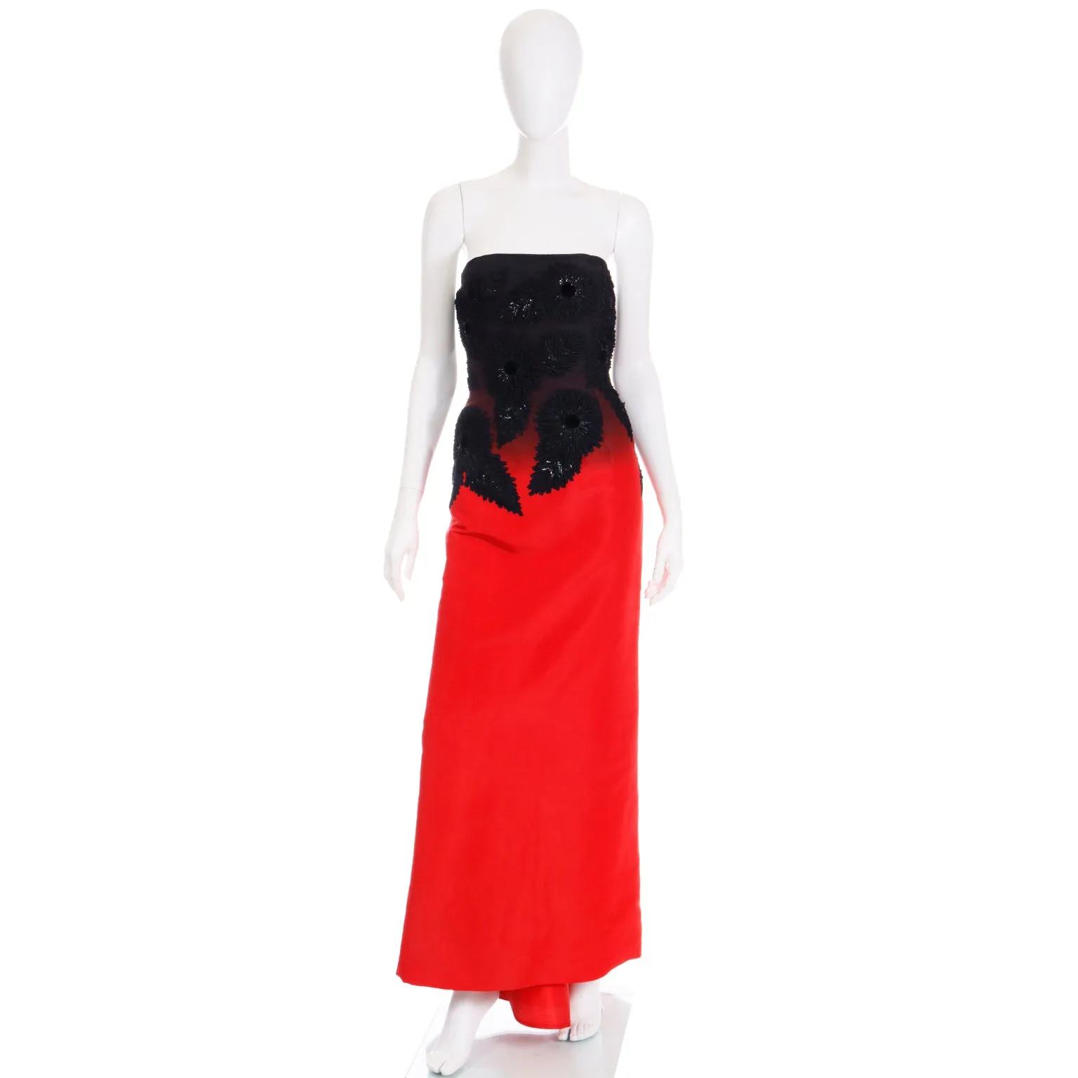 2008 Oscar de la Renta Red & Black Ombre Embroidered Evening Dress