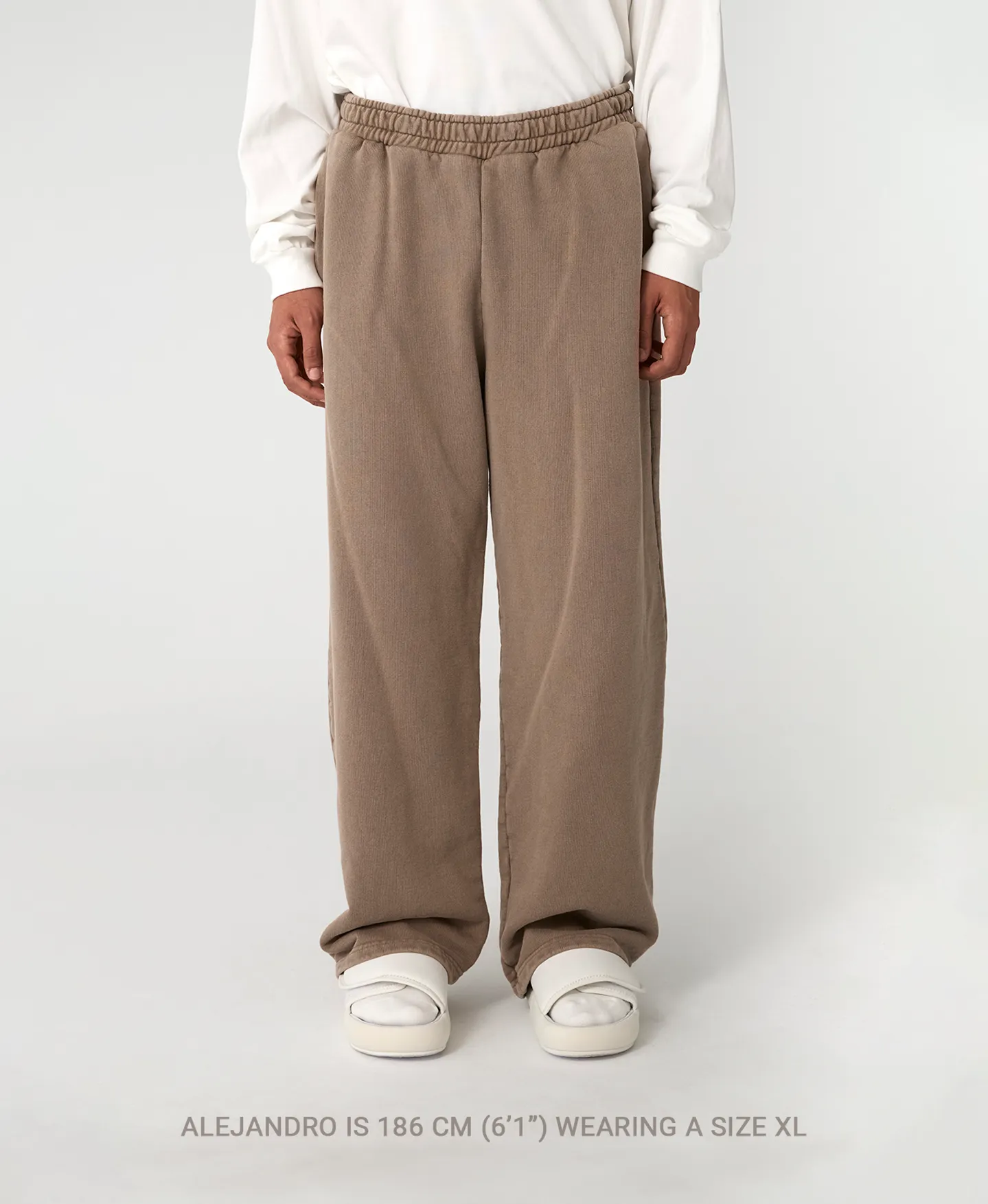 600 GSM 'Vintage Olive' Straight-leg Pants