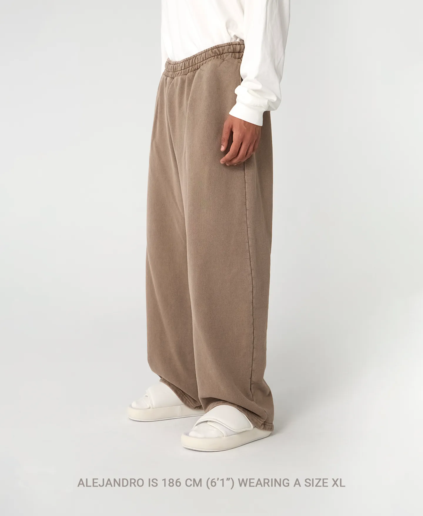 600 GSM 'Vintage Olive' Straight-leg Pants