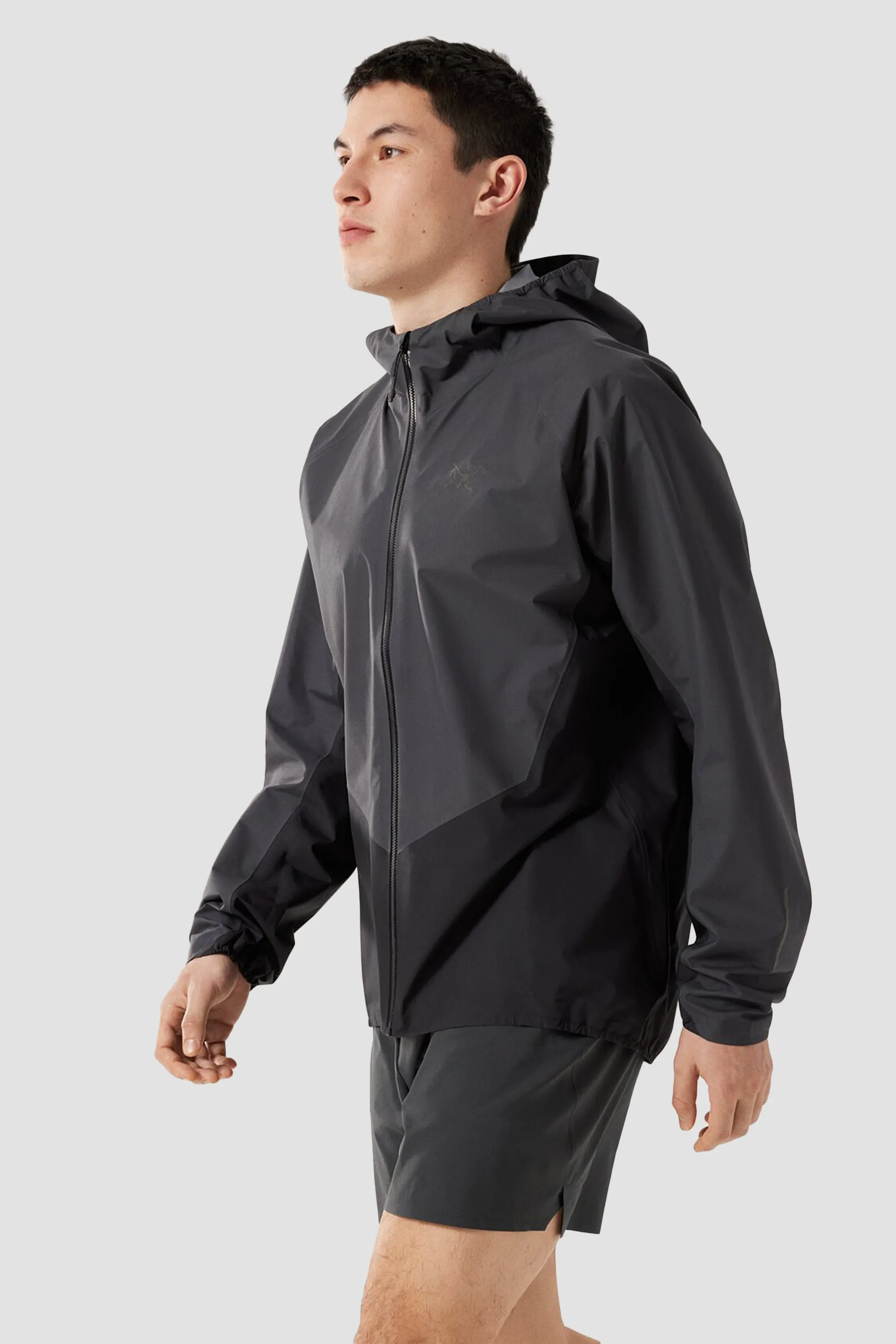 Arc'teryx Men's Norvan Shell Jacket in Graphite/Black