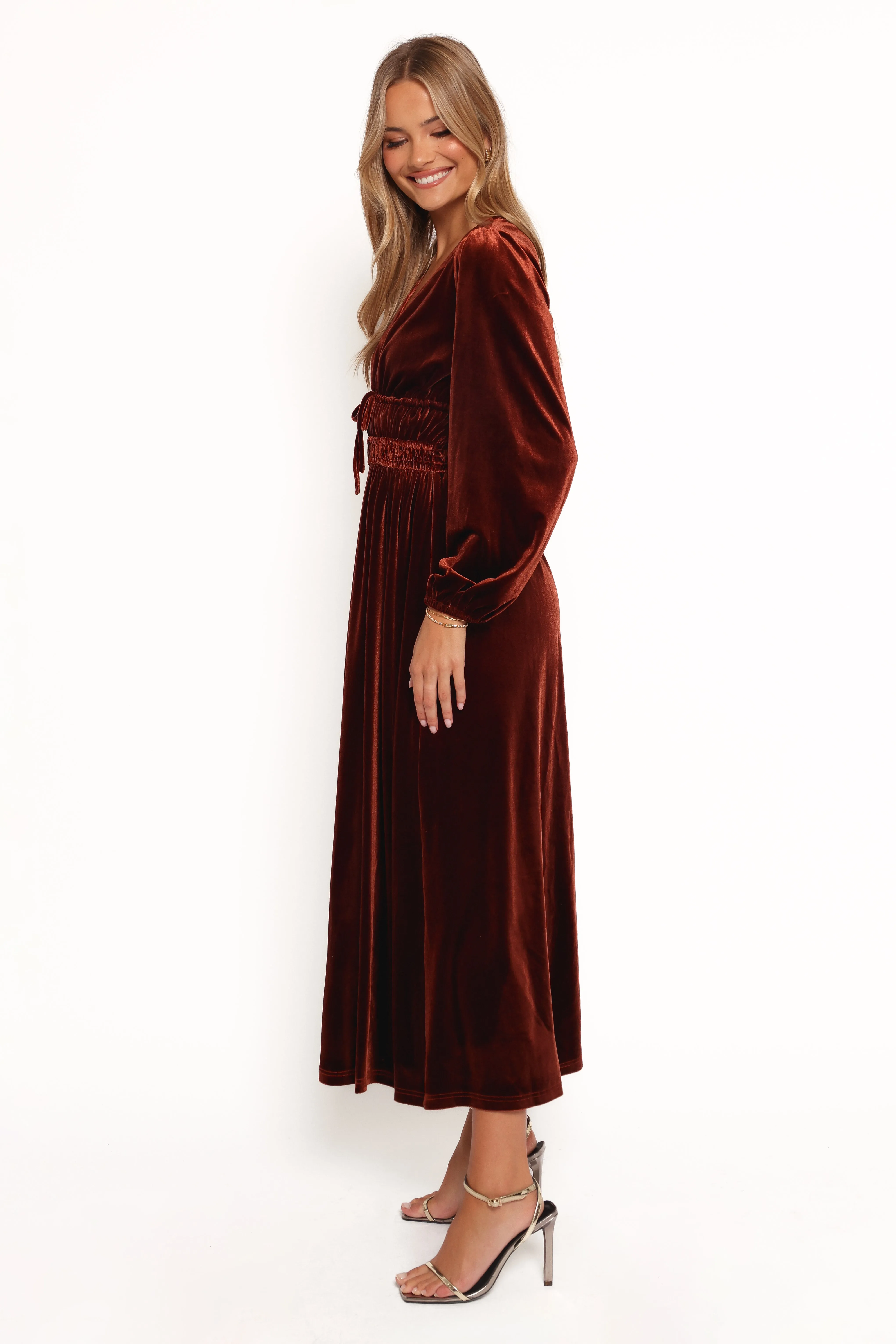 Cece Velvet Long Sleeve Maxi Dress - Rust