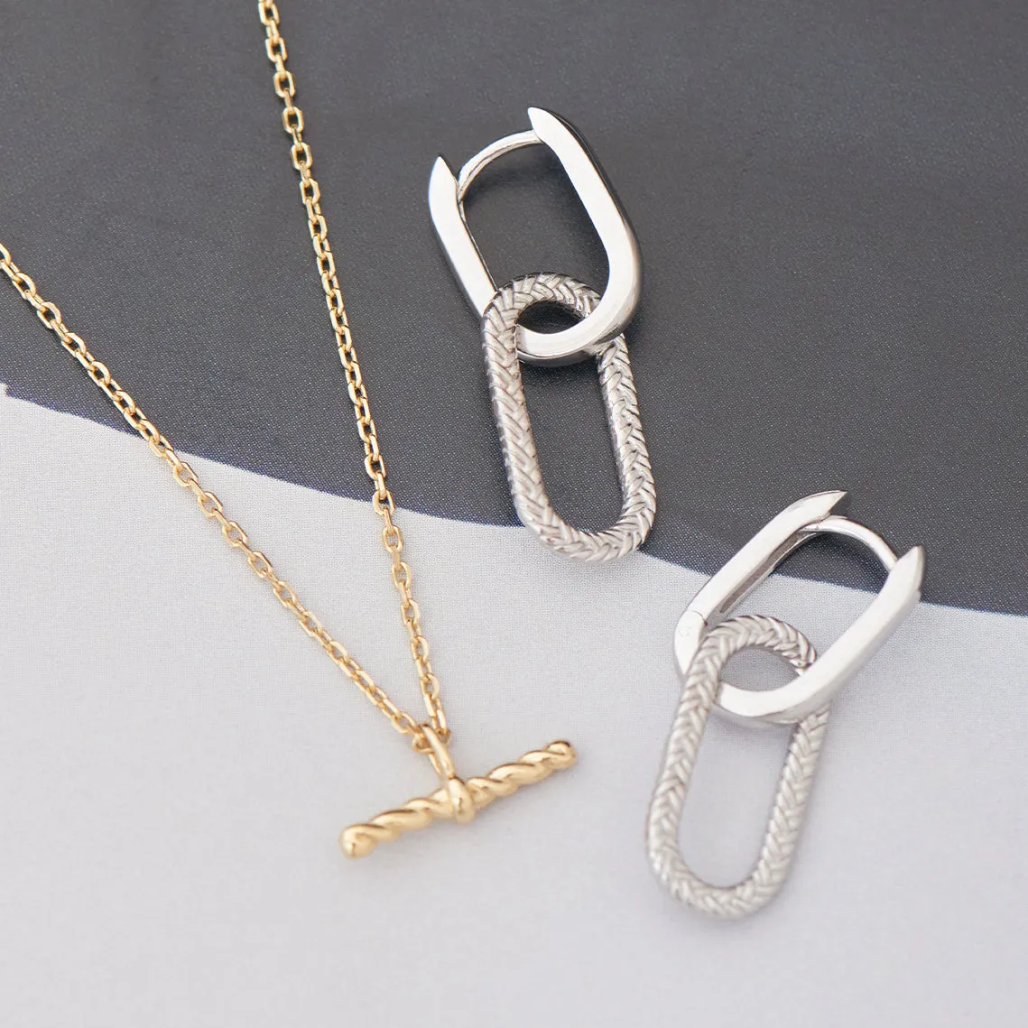 Gold Rope T-Bar Necklace