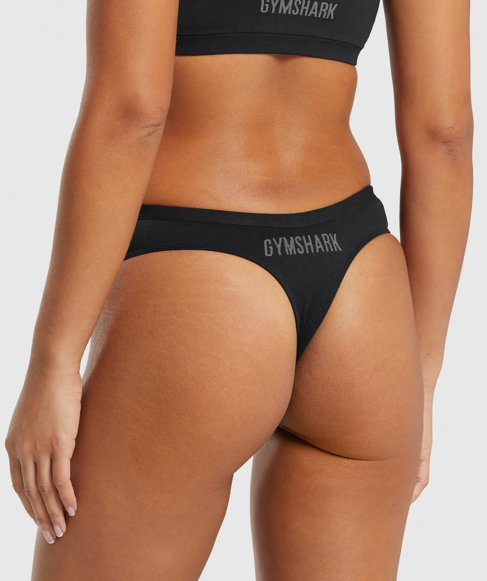 Gymshark Seamless Dipped Front Thong - Black