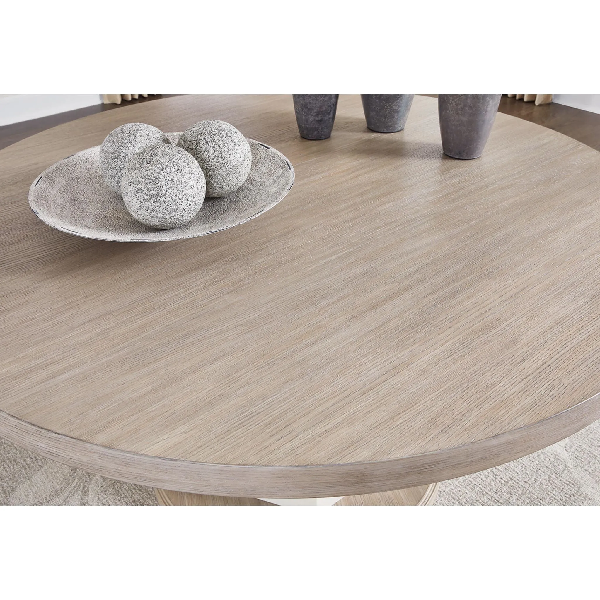 Jorlaina-Exclusive Dining Table