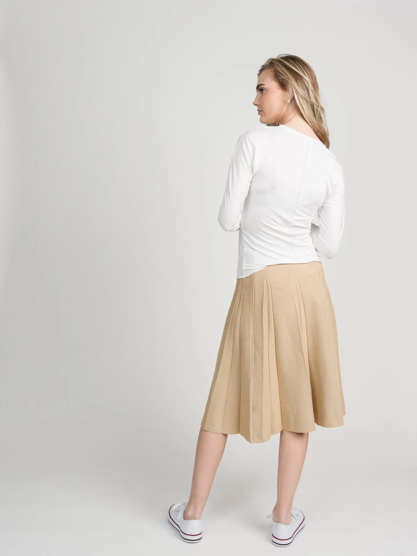 KNIT PLEATED SKIRT (27")-TAN