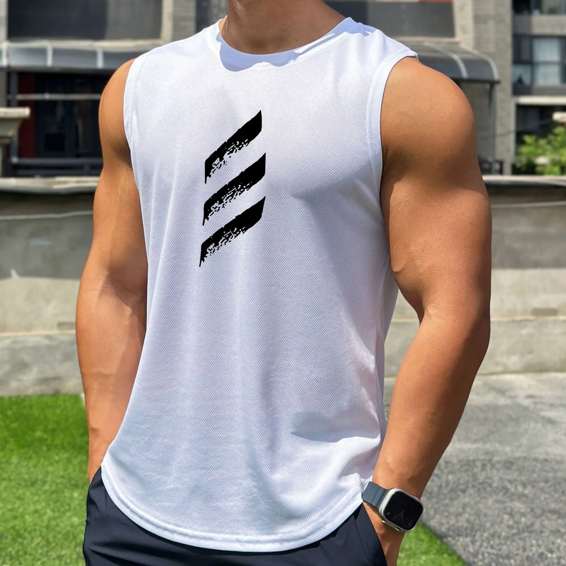 Mens Pullover Round Neck Mesh Base Sports Fitness Sleeveless Quick-Drying Vest