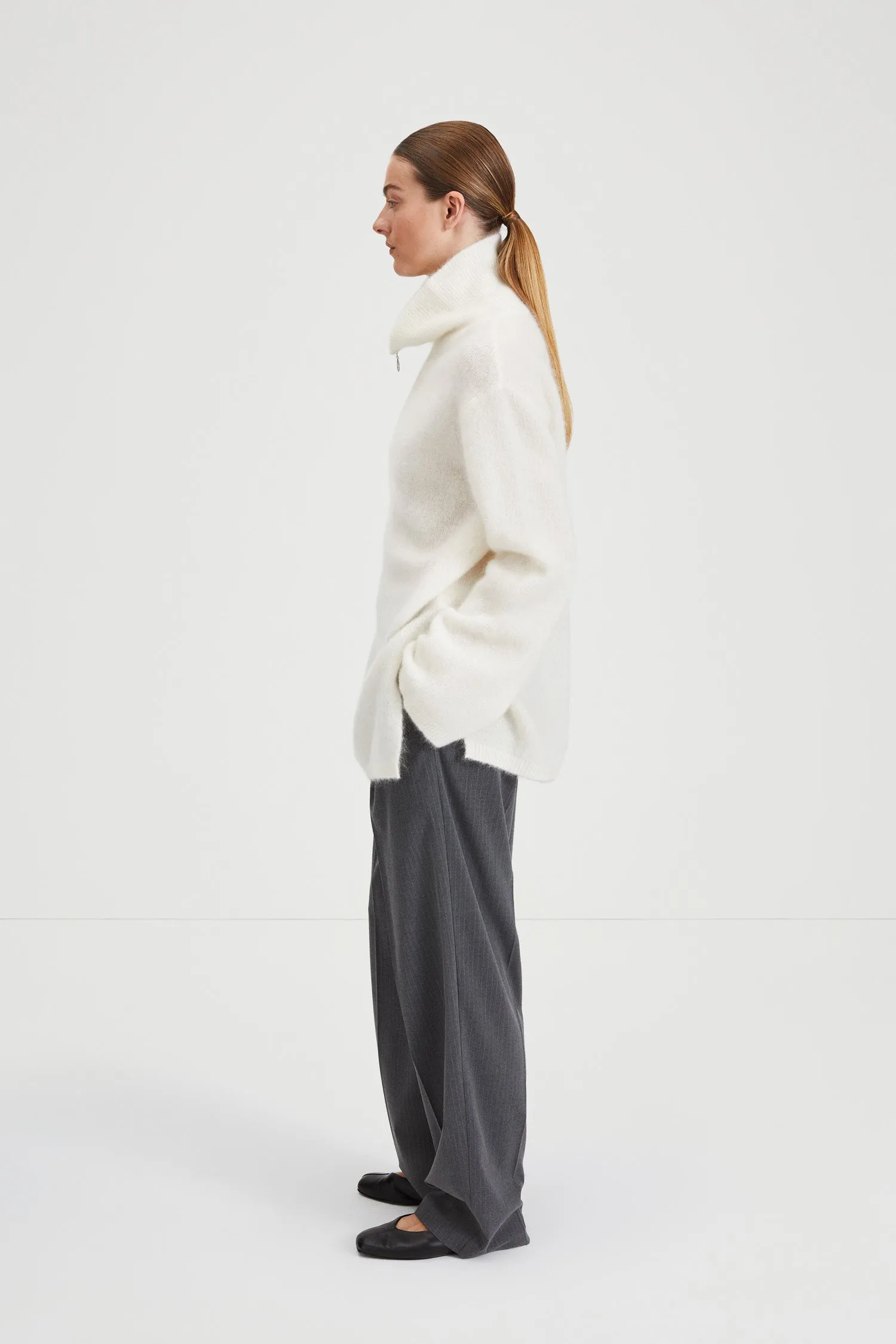 NORELLE SWEATER - WHITE