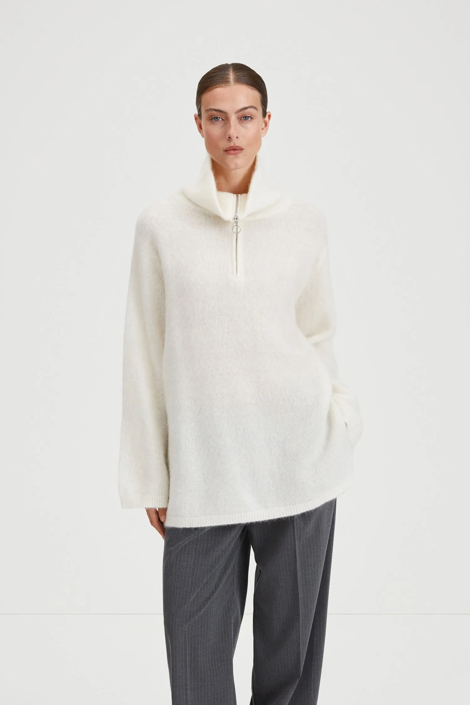 NORELLE SWEATER - WHITE