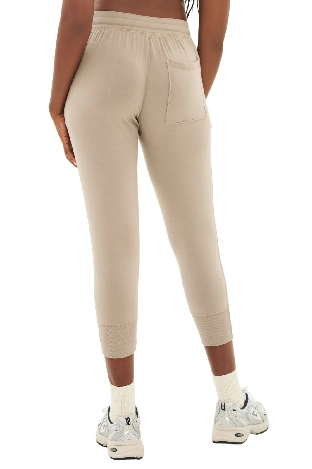 Reena 7/8 Fleece Sweatpant, Latte