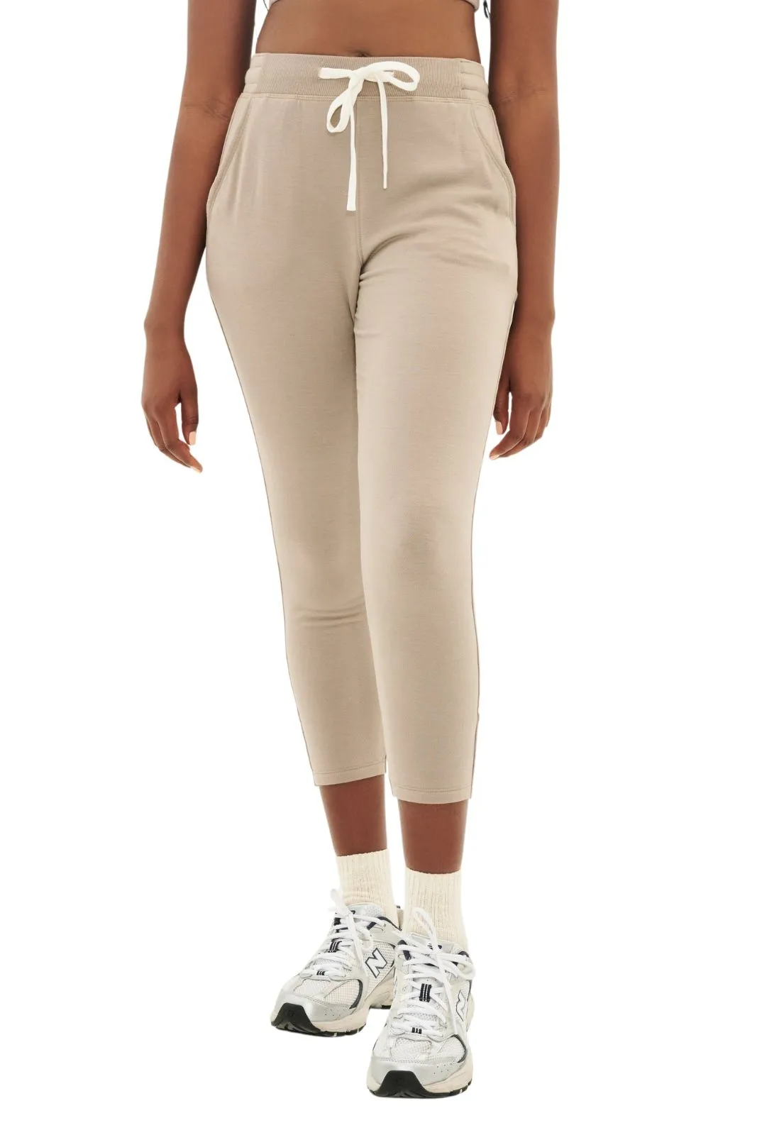 Reena 7/8 Fleece Sweatpant, Latte