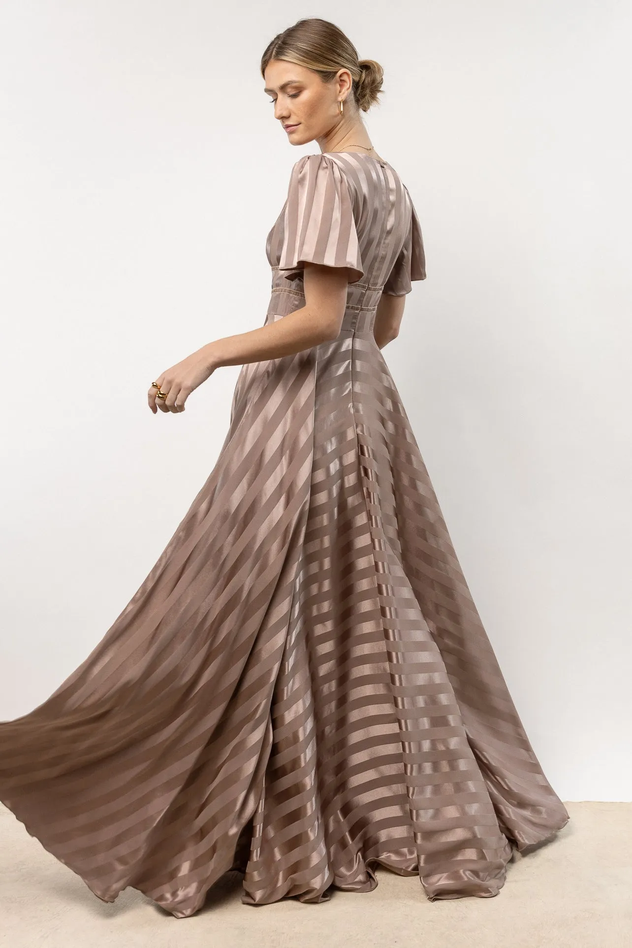 Rylee Maxi Dress in Mauve - FINAL SALE