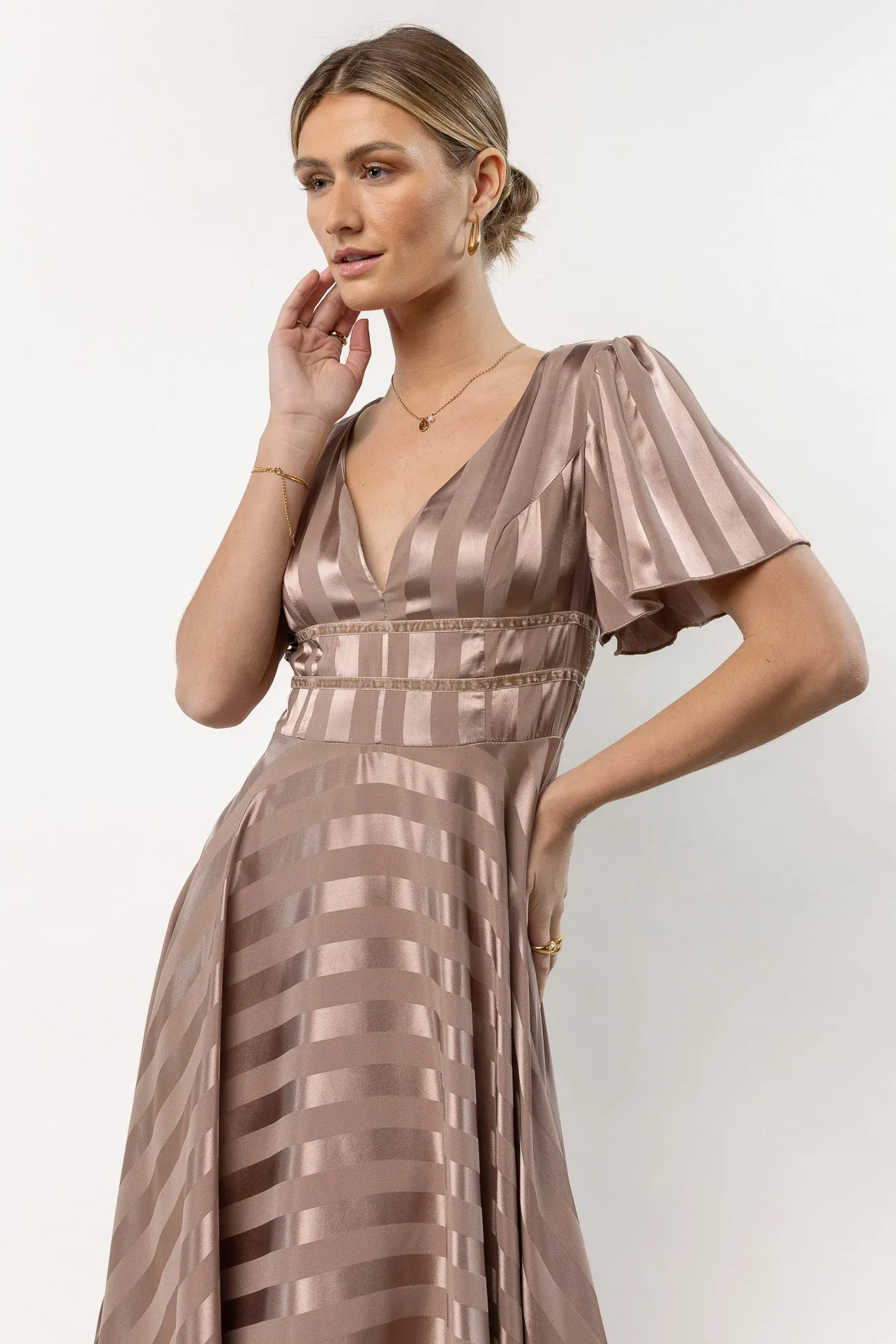 Rylee Maxi Dress in Mauve - FINAL SALE