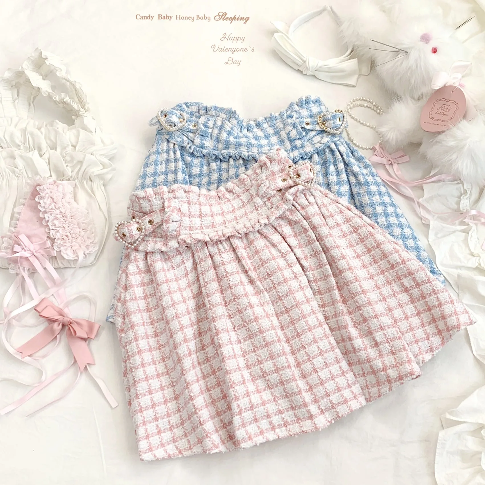 Sleepingdoll Mass-produced retro woolen plaid heart button skirt