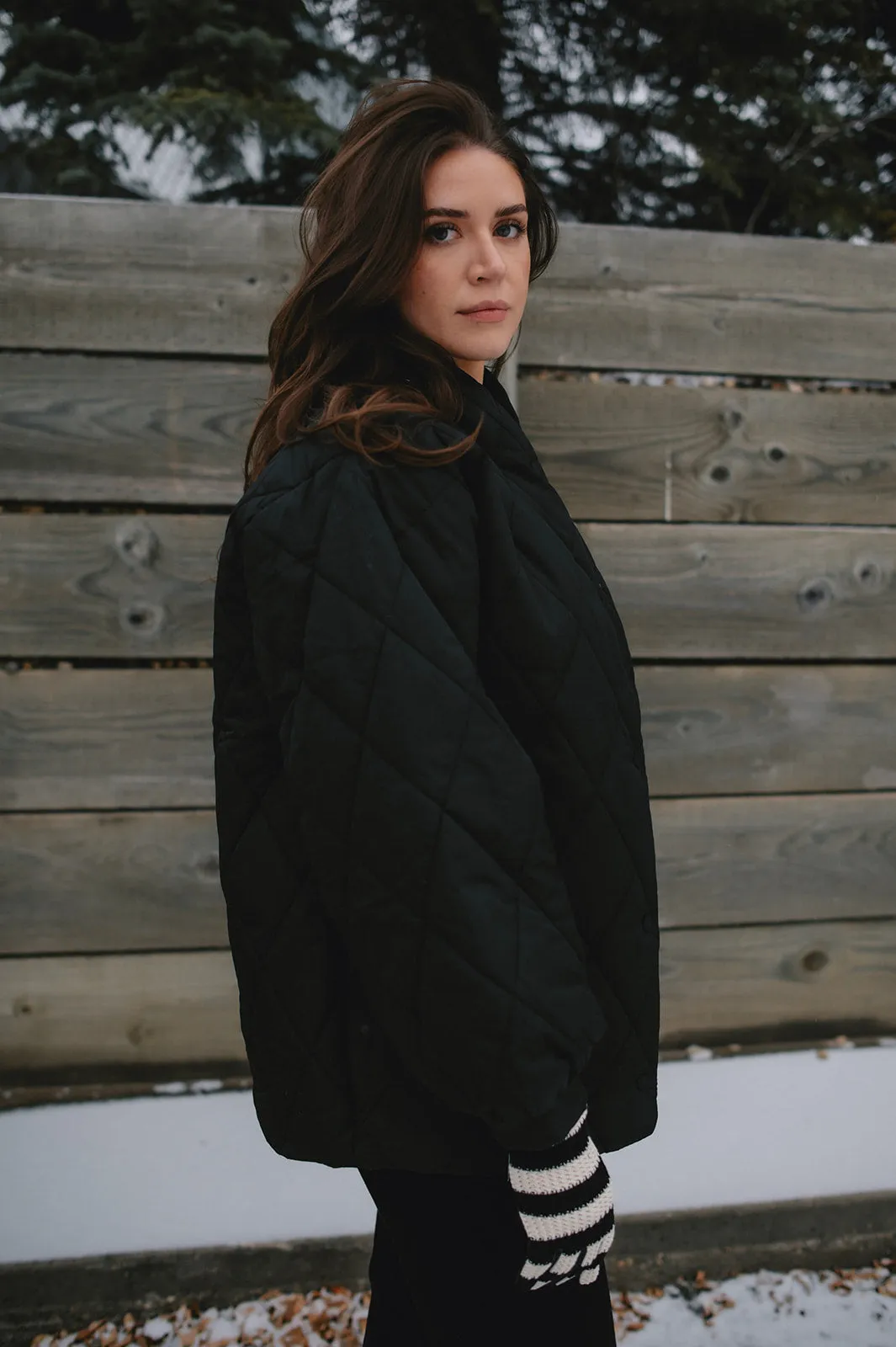 The Hansa Short Quilted Jacket - Black