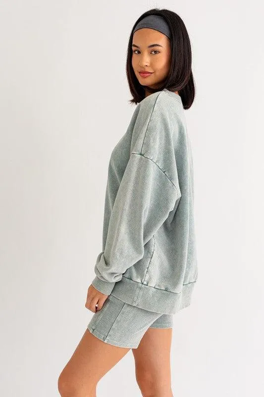 Washed Oversized Pullover Sweatshirt