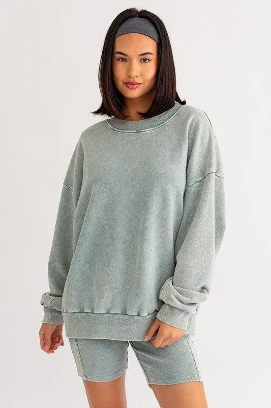 Washed Oversized Pullover Sweatshirt