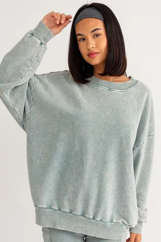 Washed Oversized Pullover Sweatshirt